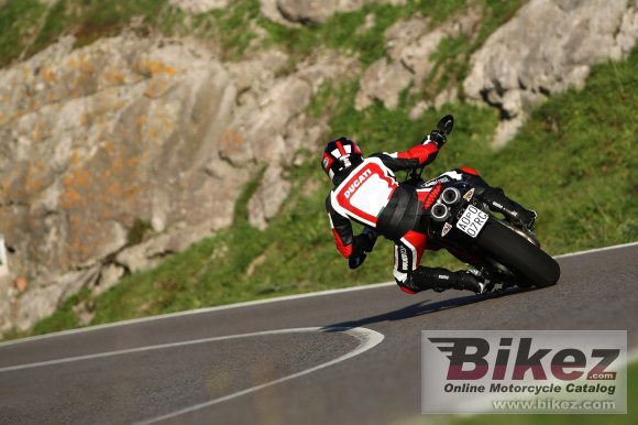 2011 Ducati Monster 1100 Evo photo